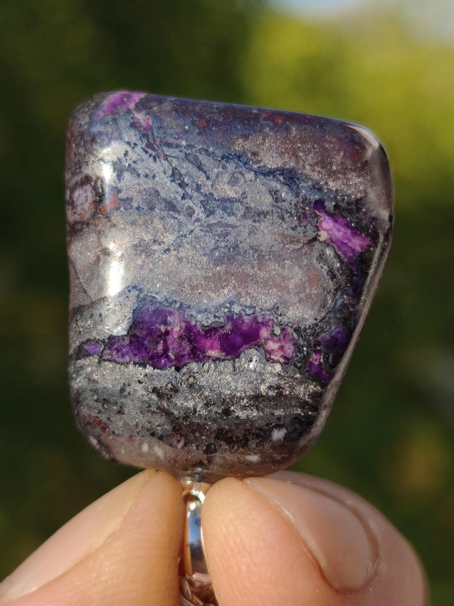 Sugilith / Sugilite Kette inkl. 925 Silberöse lila Edelstein Unikat Ethno Natur Heilstein Rarität Selten Flash Wow Sammler Investition Edel - Art of Nature Berlin