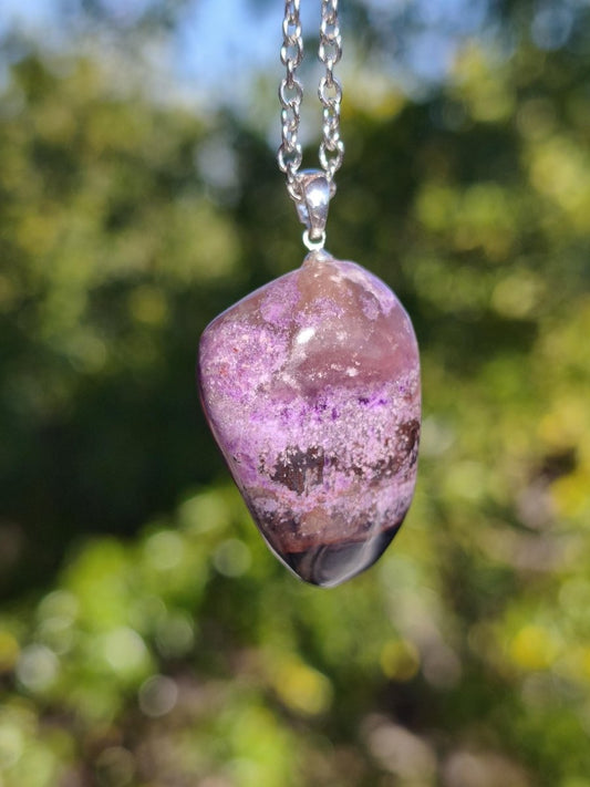 Sugilith / Sugilite Kette inkl. 925 Silberöse lila Edelstein Unikat Ethno Natur Heilstein Rarität Selten Flash Wow Sammler Investition Edel - Art of Nature Berlin