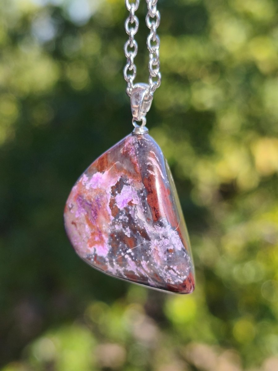 Sugilith / Sugilite Kette inkl. 925 Silberöse lila Edelstein Unikat Ethno Natur Heilstein Rarität Selten Flash Wow Sammler Investition Edel - Art of Nature Berlin
