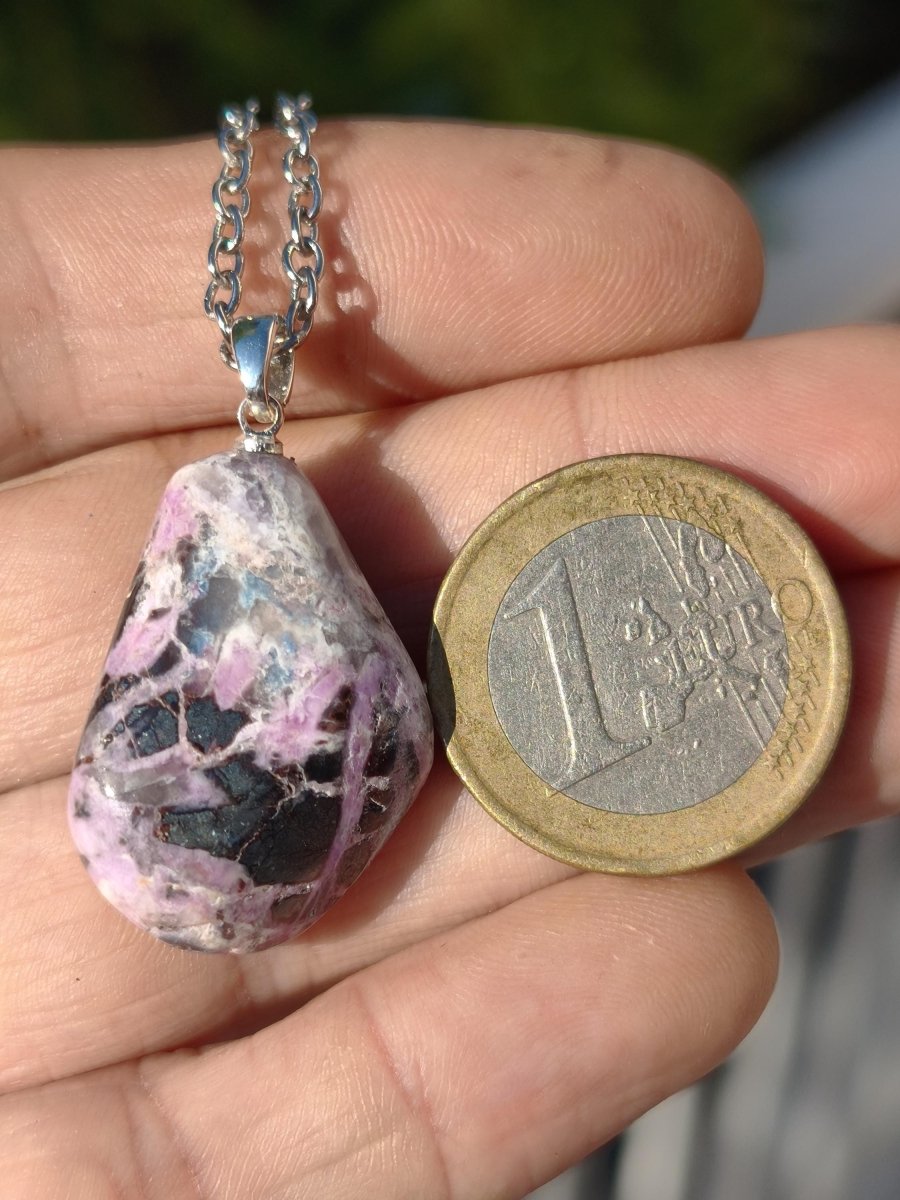 Sugilith / Sugilite Kette inkl. 925 Silberöse lila Edelstein Unikat Ethno Natur Heilstein Rarität Selten Flash Wow Sammler Investition Edel - Art of Nature Berlin