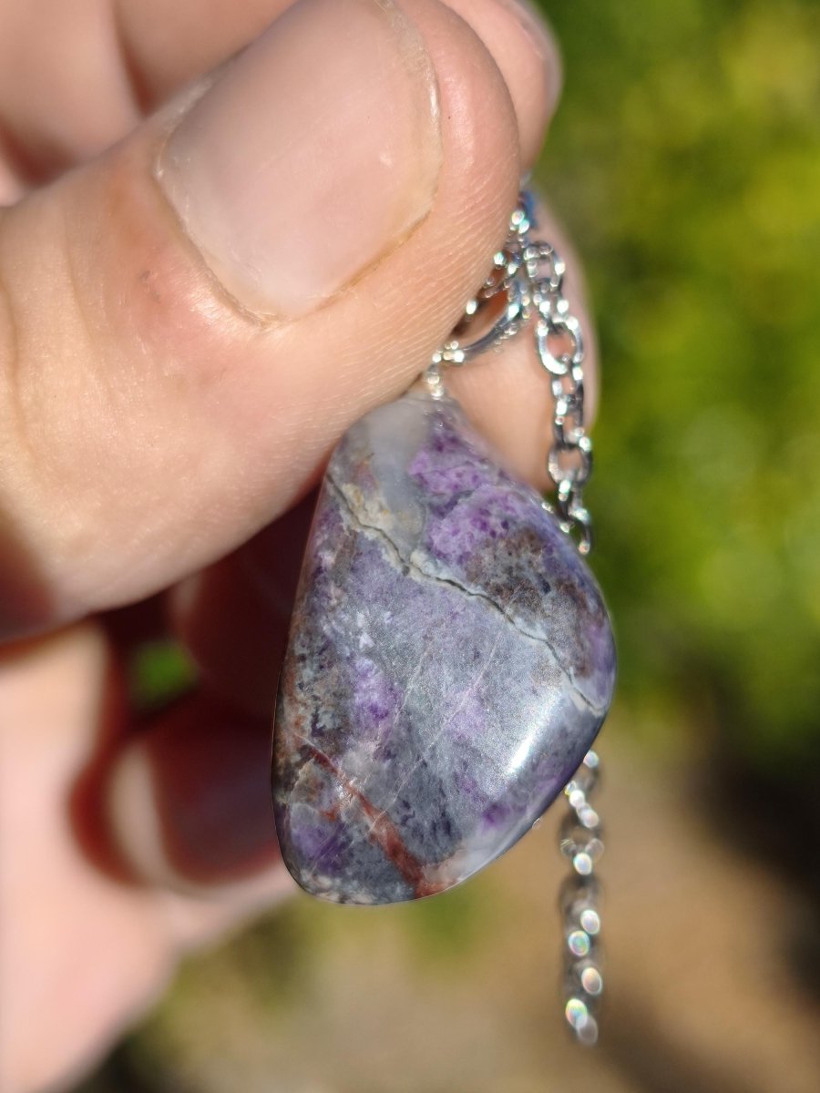 Sugilith / Sugilite Kette inkl. 925 Silberöse lila Edelstein Unikat Ethno Natur Heilstein Rarität Selten Flash Wow Sammler Investition Edel - Art of Nature Berlin