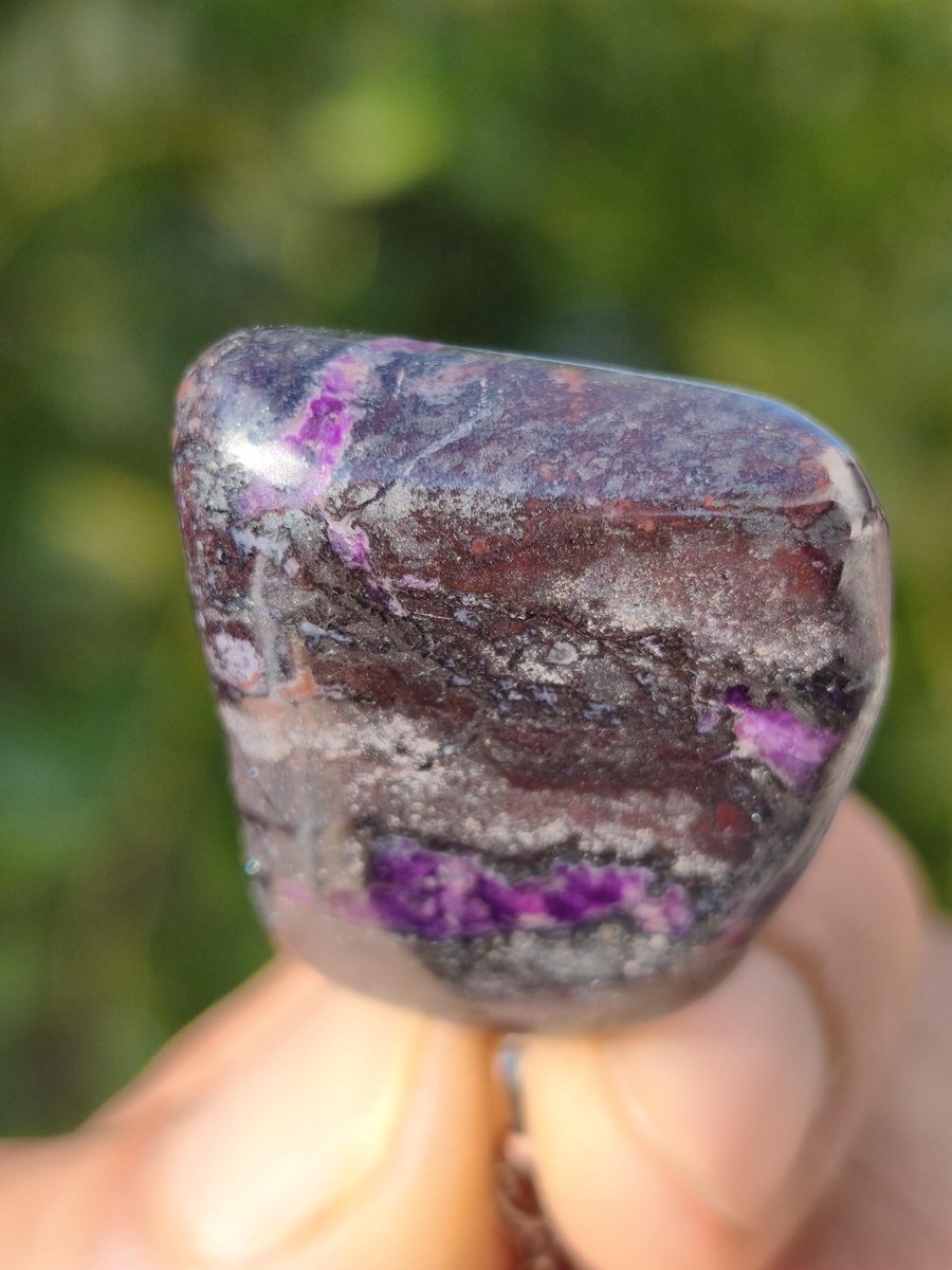 Sugilith / Sugilite Kette inkl. 925 Silberöse lila Edelstein Unikat Ethno Natur Heilstein Rarität Selten Flash Wow Sammler Investition Edel - Art of Nature Berlin