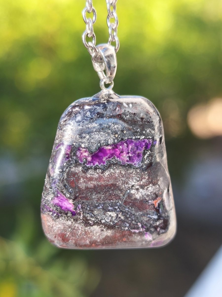 Sugilith / Sugilite Kette inkl. 925 Silberöse lila Edelstein Unikat Ethno Natur Heilstein Rarität Selten Flash Wow Sammler Investition Edel - Art of Nature Berlin