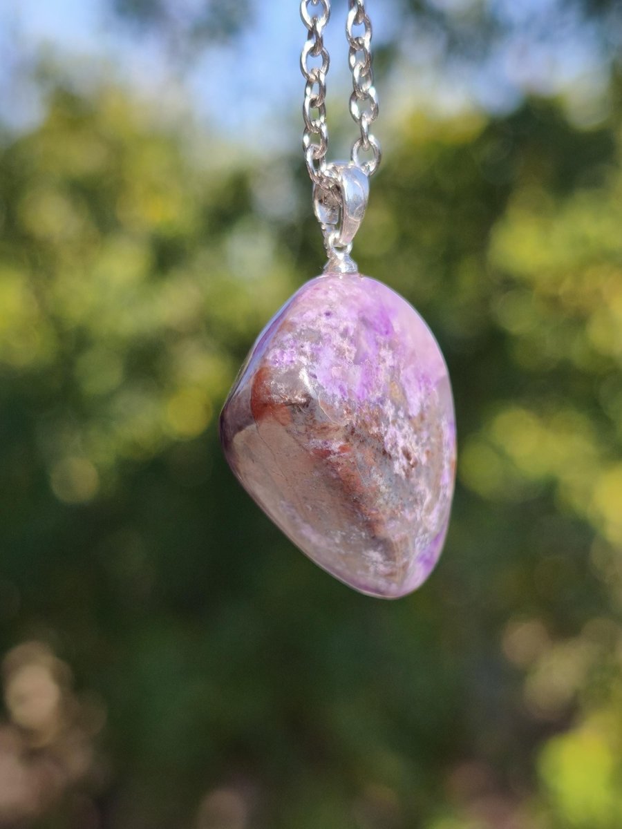 Sugilith / Sugilite Kette inkl. 925 Silberöse lila Edelstein Unikat Ethno Natur Heilstein Rarität Selten Flash Wow Sammler Investition Edel - Art of Nature Berlin