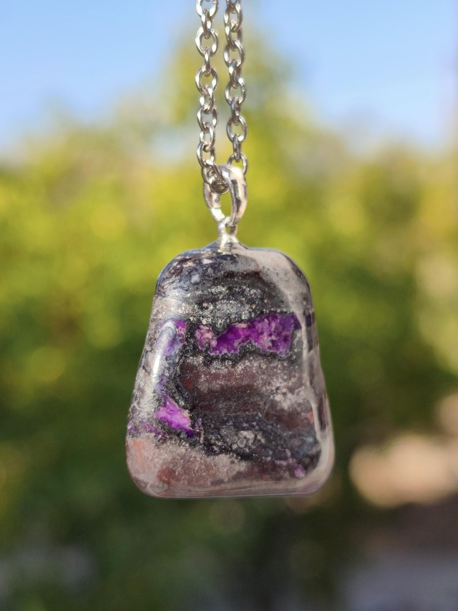 Sugilith / Sugilite Kette inkl. 925 Silberöse lila Edelstein Unikat Ethno Natur Heilstein Rarität Selten Flash Wow Sammler Investition Edel - Art of Nature Berlin