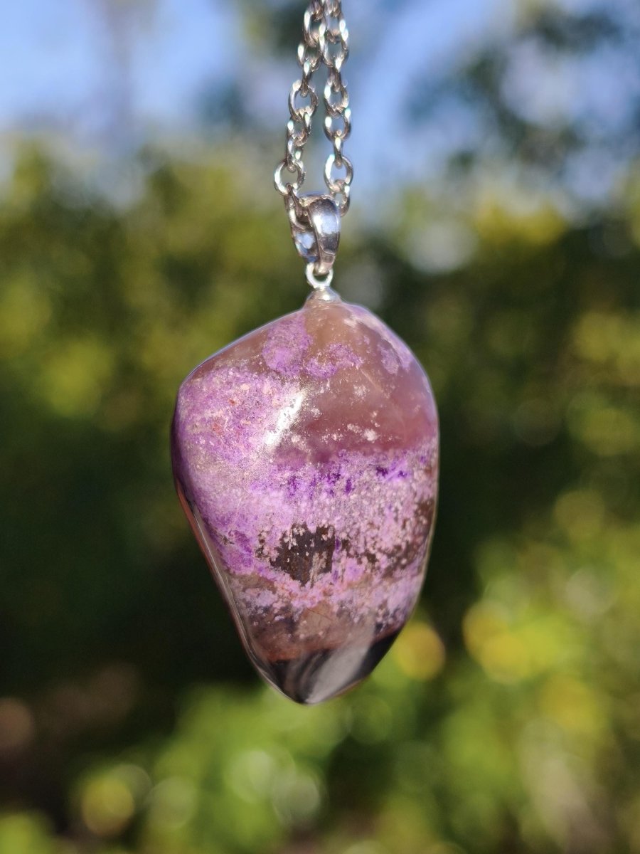 Sugilith / Sugilite Kette inkl. 925 Silberöse lila Edelstein Unikat Ethno Natur Heilstein Rarität Selten Flash Wow Sammler Investition Edel - Art of Nature Berlin
