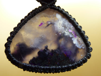 Sugilith / Sugilite ~ Makramee Edelstein Kette ~HIPPIE ~GOA ~Boho ~Ethno ~Nature ~Heilstein ~Flash ~Lila Violett - Art of Nature Berlin