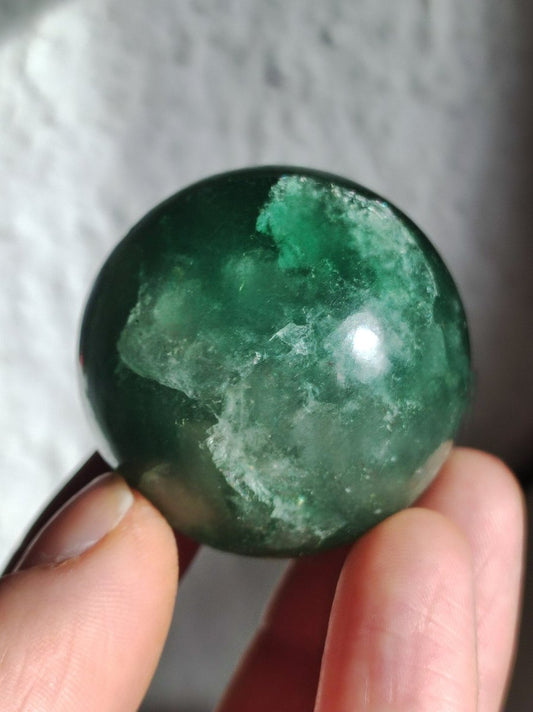 Tanzurine green Emerald Tanzurine Quartz ~ Magische Edelstein Kugel Deko Sphere Crystal Meditation Ethno Heilstein Sammler Rarität Mineral - Art of Nature Berlin