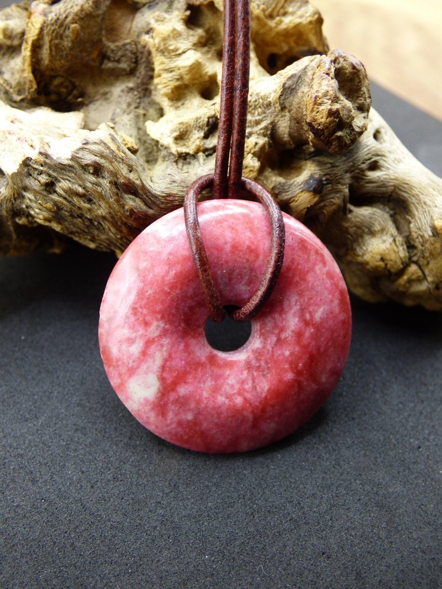 Thulit Donut AAA ~ Edelstein Kette ~ GOA ~ Hippie ~Boho ~Ethno ~Nature ~Heilstein - Art of Nature Berlin