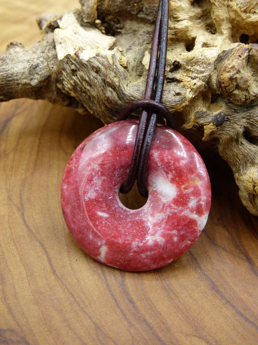 Thulit Donut AAA ~ Edelstein Kette ~ GOA ~ Hippie ~Boho ~Ethno ~Nature ~Heilstein - Art of Nature Berlin