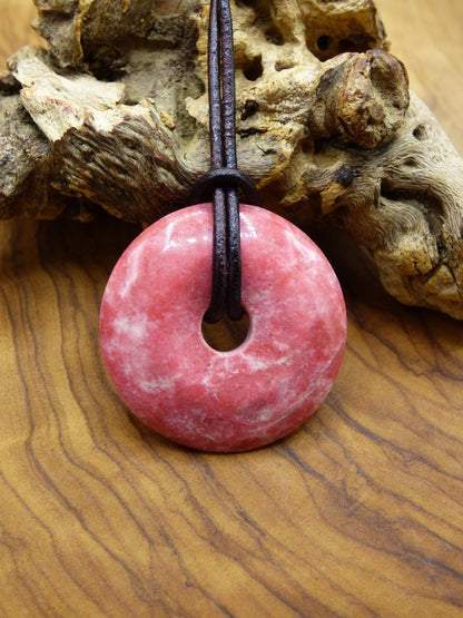 Thulit Donut AAA ~ Edelstein Kette ~ GOA ~ Hippie ~Boho ~Ethno ~Nature ~Heilstein - Art of Nature Berlin