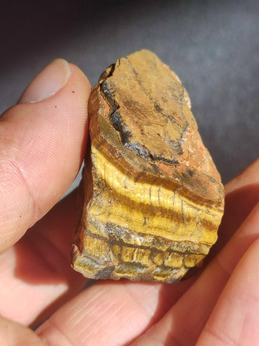 Tigerauge braun roh Sammler Stufe Rarität Edelstein Deko Kristall Heilstein Mineral Kollektion Energie Natur Meditation HIPPIE - Art of Nature Berlin