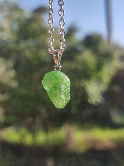 Tsavorit AAA *Rarität* ~ 925 Sterling Silber Edelstein Kette HIPPIE GOA Boho Ethno Nature Heilstein Anhänger Geschenk Mann Frau Er Sie - Art of Nature Berlin