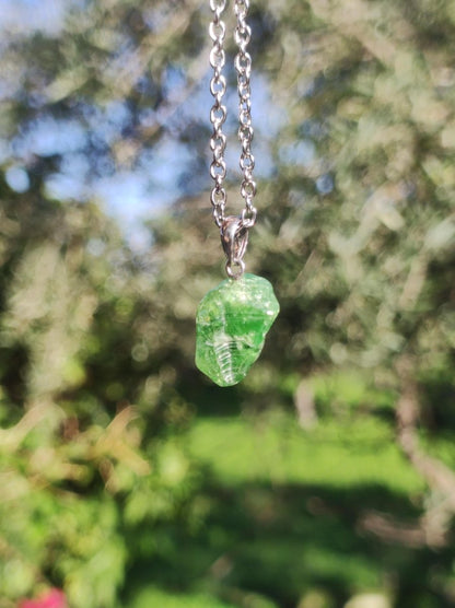 Tsavorit AAA *Rarität* ~ 925 Sterling Silber Edelstein Kette HIPPIE GOA Boho Ethno Nature Heilstein Anhänger Geschenk Mann Frau Er Sie - Art of Nature Berlin