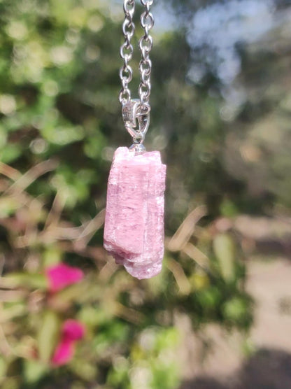 Turmalin pink / rosa + 925 Sterling Silber Öse Edelstein Kette Anhänger Natur Heilstein Kristall Geschenk Mann Frau Mutter Er Sie Freundin - Art of Nature Berlin