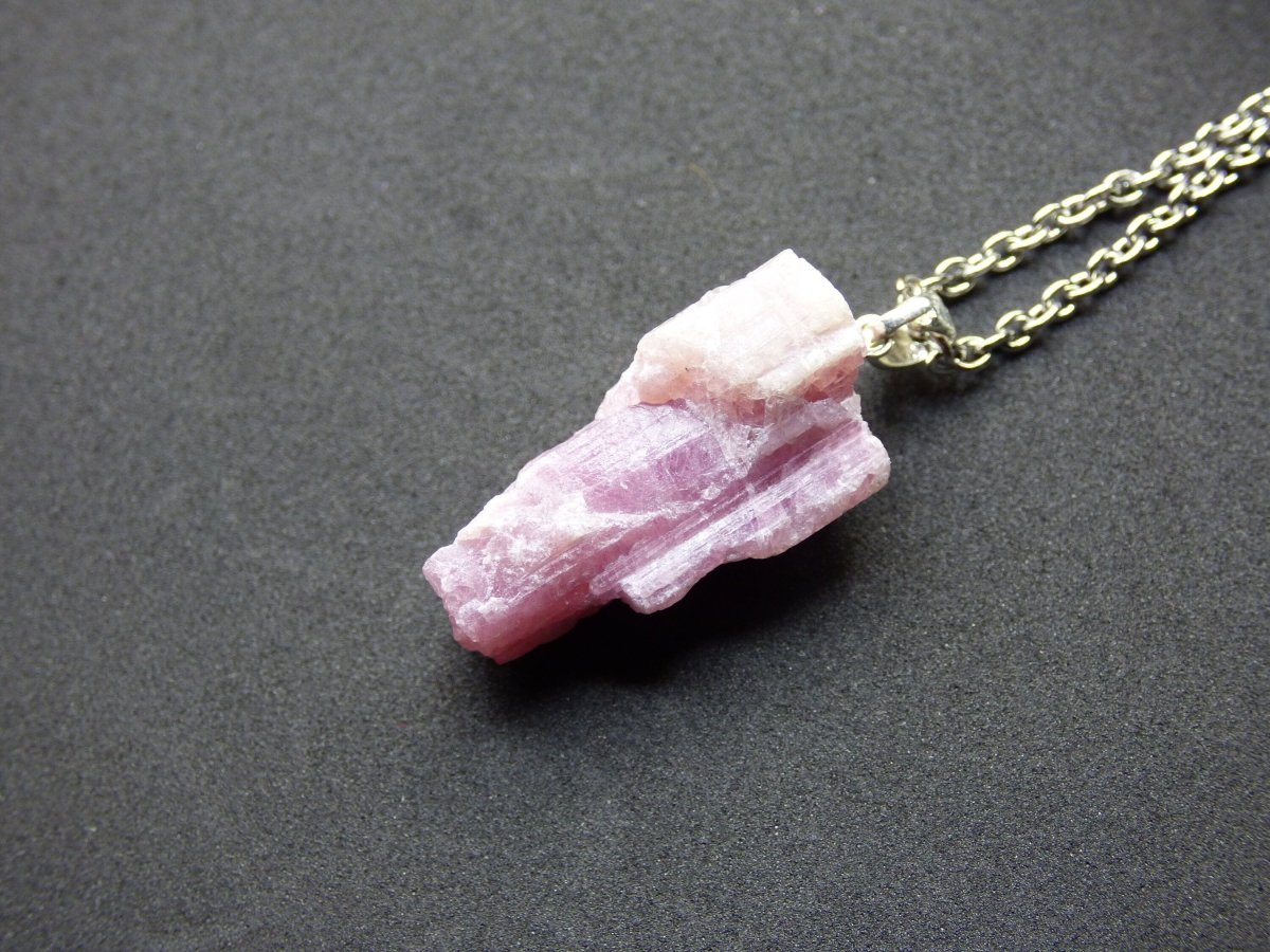 Turmalin pink / rosa + 925 Sterling Silber Öse ~ Edelstein Kette ~HIPPIE ~GOA ~Boho ~Ethno ~Nature ~Heilstein - Art of Nature Berlin