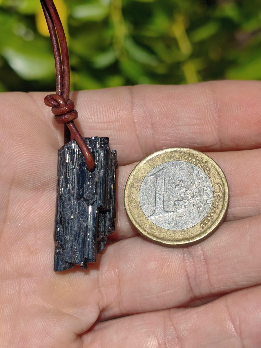 Turmalin / Schörl roh & geschliffen ~ Edelstein Kette schwarz Hippie GoaPsy Boho Tibet Ethno Natur Heilstein Kraft Anhänger Mann Bruder Gift - Art of Nature Berlin