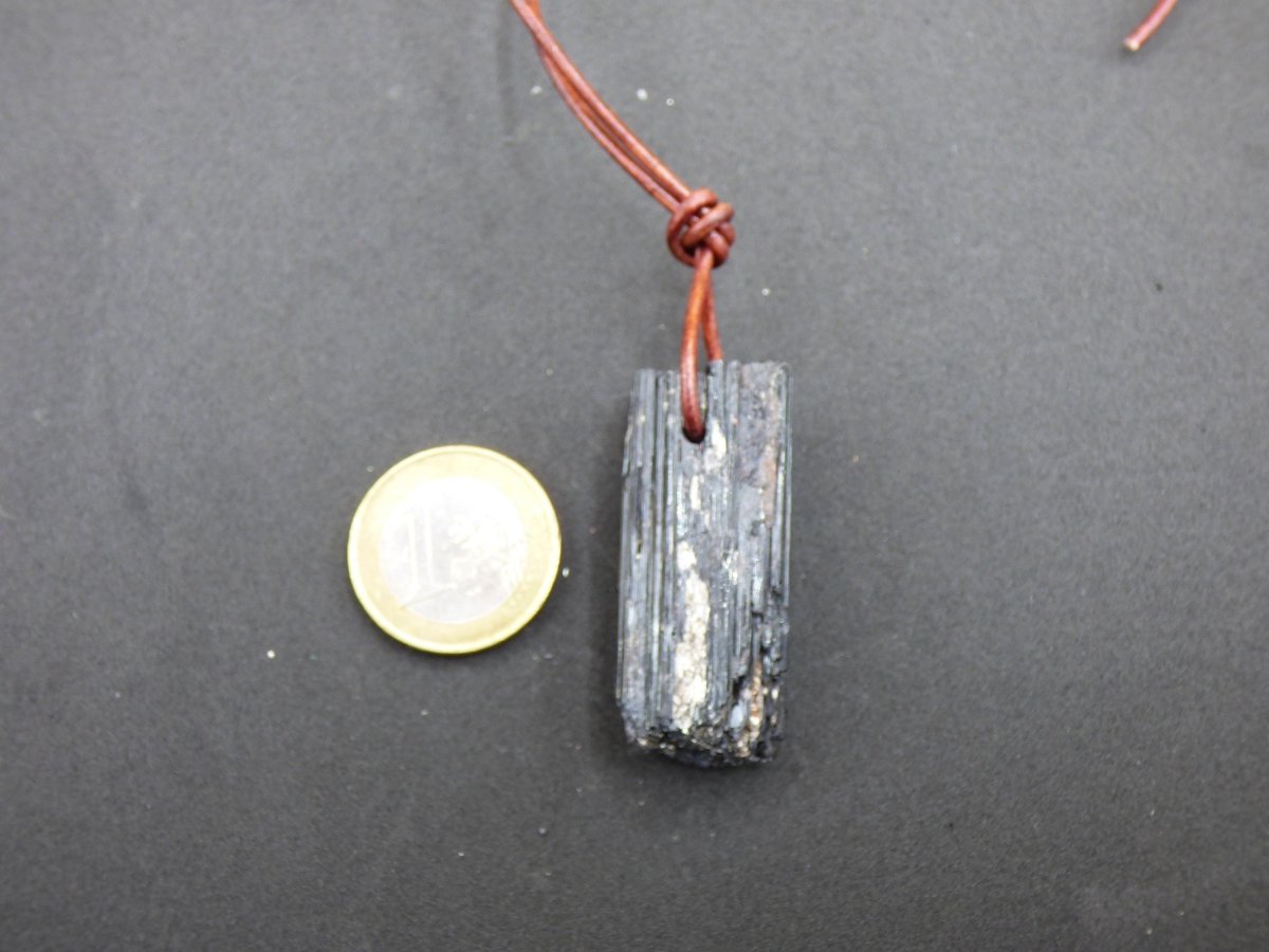 Turmalin / Schörl roh & geschliffen ~ Edelstein Kette schwarz Hippie GoaPsy Boho Tibet Ethno Natur Heilstein Kraft Anhänger Mann Bruder Gift - Art of Nature Berlin