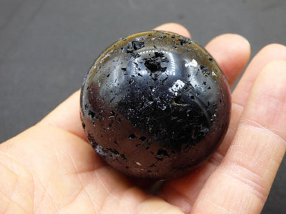 Turmalin schwarz / Schörl ~ Magische Edelstein Kugel Massage & Deko Sphere Crystal Spielkugel Meditation ~HIPPIE ~GOA~Boho~Ethno~Heilstein - Art of Nature Berlin