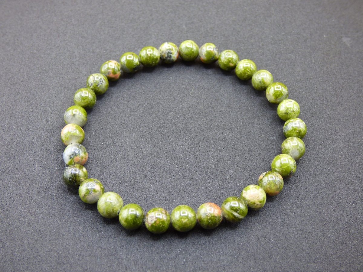 Unakit / Epidot - Edelstein Armband grün GOA Hippie Boho Natur Heilstein Geschenk Er Sie Mann Frau Freund Rarität Kraft Energie Kraft Chakra - Art of Nature Berlin