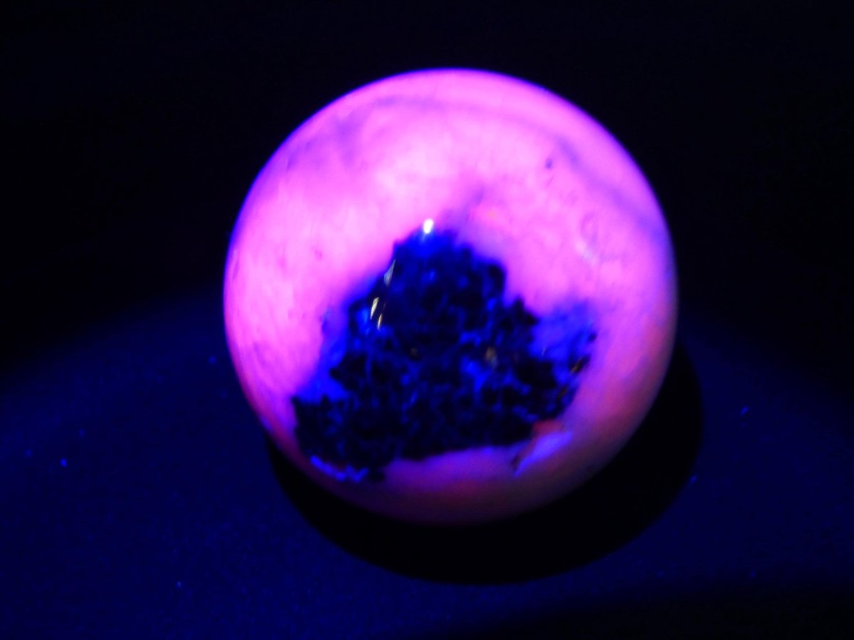 UV Aktiv Mangano Calcit + Epidot *Rarität* rosa Pink Herz Kristall Edelstein Deko Haus Altar Sammler Mineral Selten Rarität Heilstein - Art of Nature Berlin