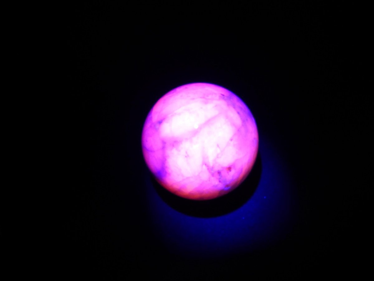 UV Aktiv Mangano Calcit + Epidot *Rarität* rosa Pink Herz Kristall Edelstein Deko Haus Altar Sammler Mineral Selten Rarität Heilstein - Art of Nature Berlin