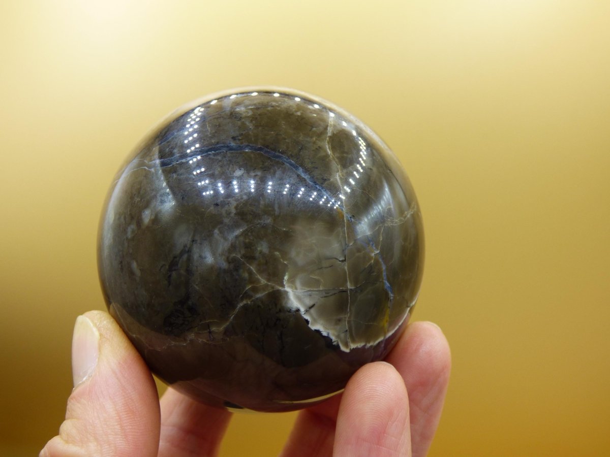 UV AKTIV Volcanic Achat - Edelstein Kugel Deko Sphere Massage Kristall Sammler Meditation Heilstein Frau Mann Geschenk Er Sie Haus Energie - Art of Nature Berlin