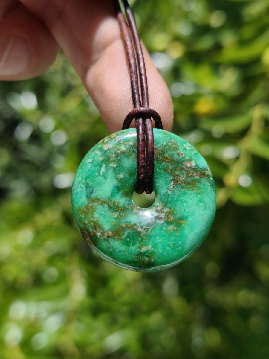 Variscit 30mm Edelstein Kette Donut Pi Scheibe rund Heilstein grün Natur Rarität Geschenk Mann Frau Er Sie Freund Bruder Glück Anhänger - Art of Nature Berlin