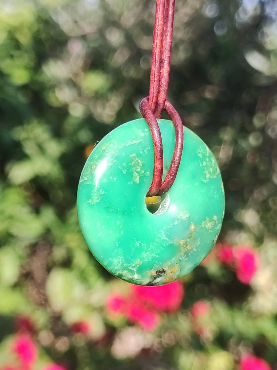 Variscit 30mm Edelstein Kette Donut Pi Scheibe rund Heilstein grün Natur Rarität Geschenk Mann Frau Er Sie Freund Bruder Glück Anhänger - Art of Nature Berlin
