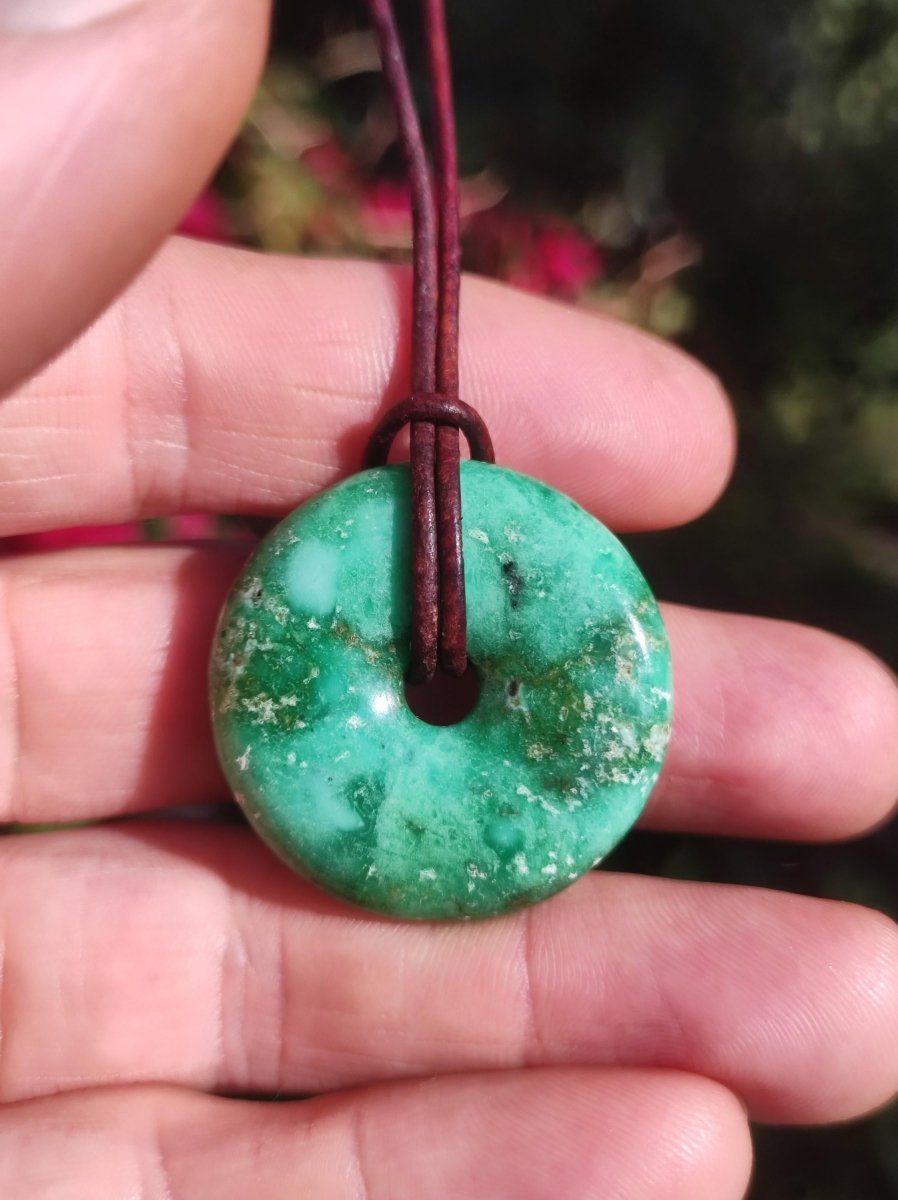 Variscit 30mm Edelstein Kette Donut Pi Scheibe rund Heilstein grün Natur Rarität Geschenk Mann Frau Er Sie Freund Bruder Glück Anhänger - Art of Nature Berlin
