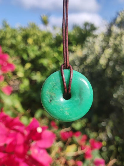 Variscit 30mm Edelstein Kette Donut Pi Scheibe rund Heilstein grün Natur Rarität Geschenk Mann Frau Er Sie Freund Bruder Glück Anhänger - Art of Nature Berlin