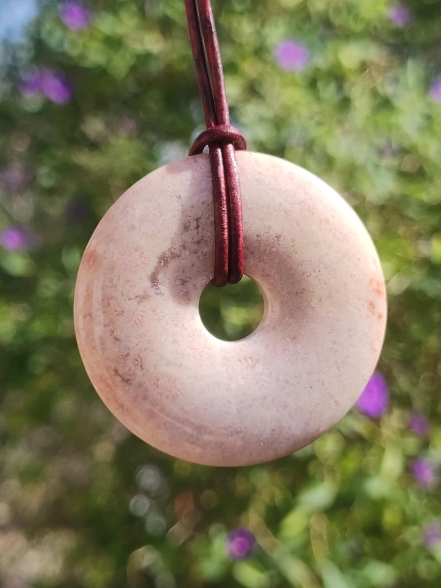 Versteinerte Koralle 40mm Edelstein Kette Donut Heilstein Natur braun beige Energie Rarität Schmuck Frau Mann Er Sie Bruder Geschenk Freund - Art of Nature Berlin