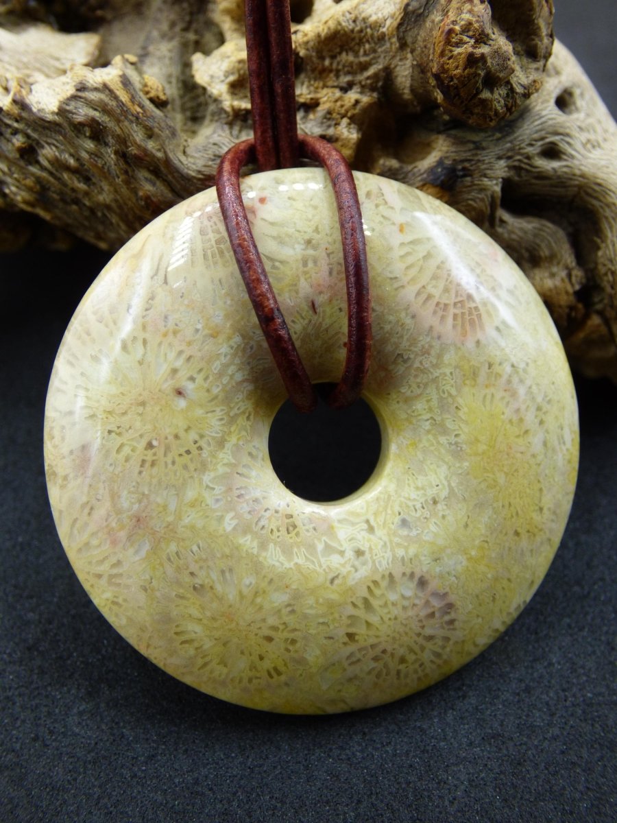 Versteinerte Koralle 40mm Edelstein Kette Heilstein Natur braun beige Energie Echt Rarität Schmuck Frau Mann Er Sie Bruder Geschenk Freundin - Art of Nature Berlin