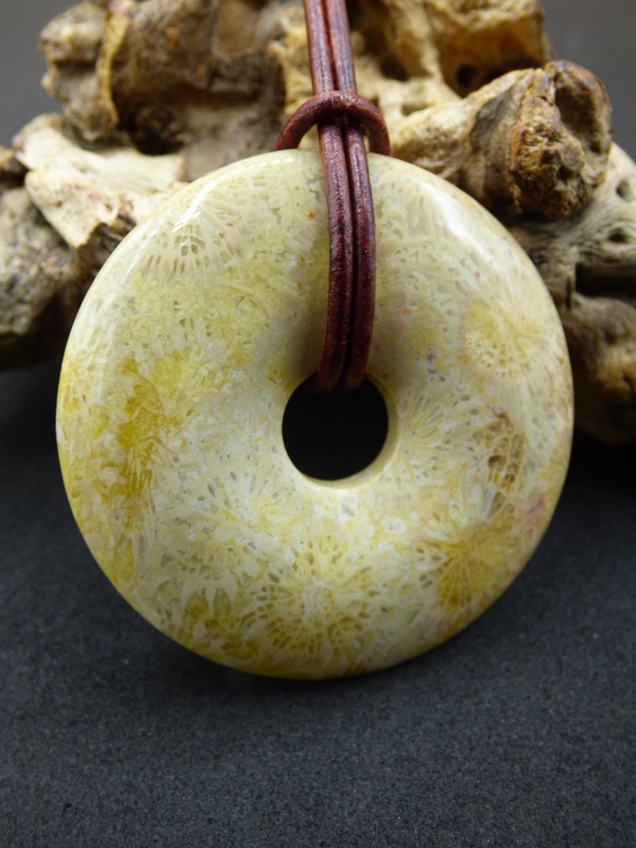 Versteinerte Koralle 40mm Edelstein Kette Heilstein Natur braun beige Energie Echt Rarität Schmuck Frau Mann Er Sie Bruder Geschenk Freundin - Art of Nature Berlin