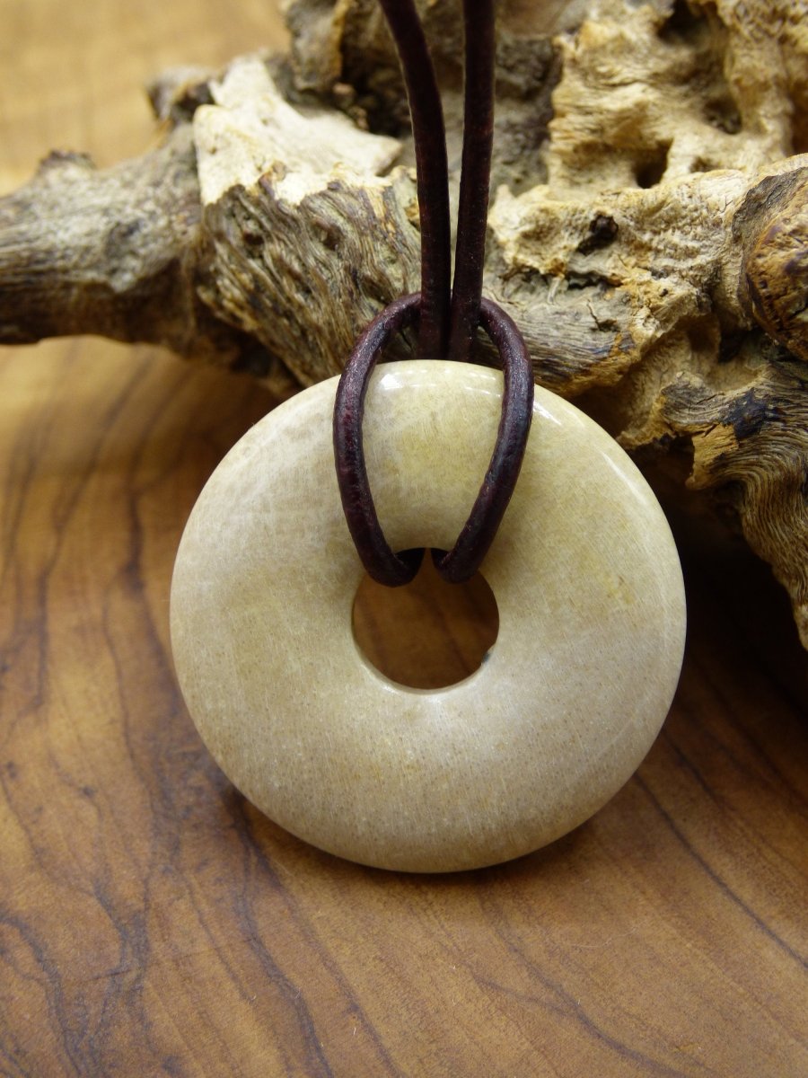 Versteinertes Holz Donut ~ Edelstein Kette ~HIPPIE ~GOA ~Boho ~Ethno ~Nature ~Heilstein - Art of Nature Berlin