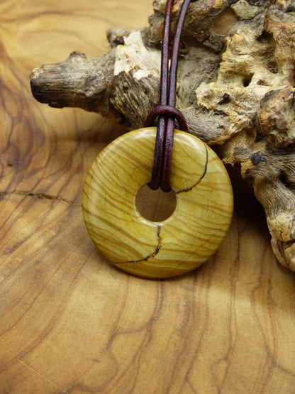 Versteinertes Walnuss Holz Donut braun ~ Edelstein Kette ~HIPPIE ~GOA ~Boho ~Ethno ~Nature ~Heilstein - Art of Nature Berlin