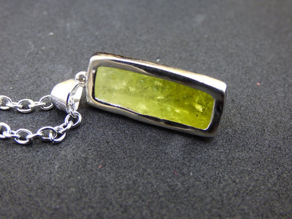 Vesuvianit grün AAA 925 Silber Edelstein Kette Natur Heilstein Kristall Rarität Anhänger Mann Frau Er Sie Geschenk Wunderschön Edel - Art of Nature Berlin