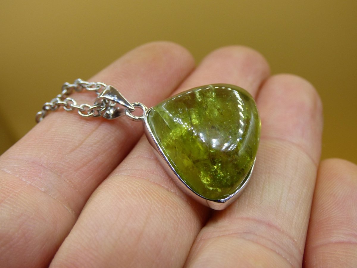 Vesuvianit grün AAA 925 Silber Edelstein Kette Natur Heilstein Kristall Rarität Anhänger Mann Frau Er Sie Geschenk Wunderschön Edel - Art of Nature Berlin