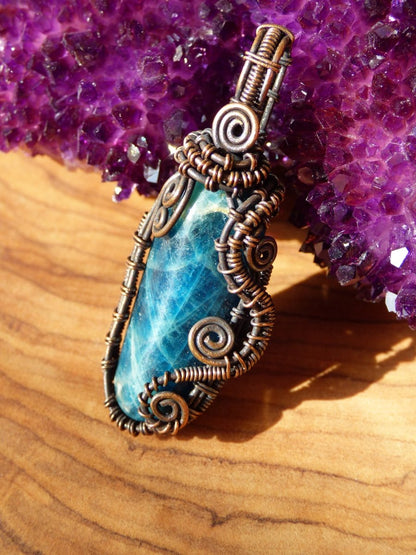 Video* Apatit *~ Wire ~* ~ blaue Edelstein Kette mit Kupferdraht ~HIPPIE ~GOA ~Boho ~Ethno ~Nature ~Heilstein ~Energy ~Chakra ~Spirale - Art of Nature Berlin