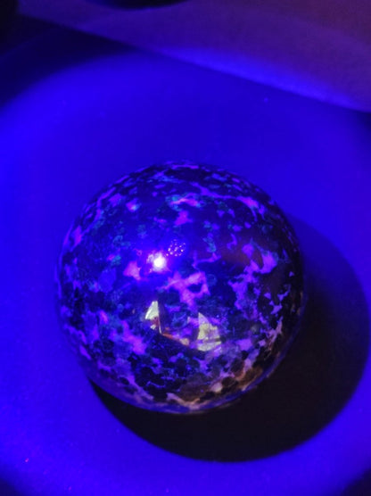 Willemite AAA *Rarität Edelstein Kugel Deko Sphere Kristall Haus Wohnen Meditation Heilstein Frau Mann Geschenk Er Sie Energie Kraft Sammler - Art of Nature Berlin