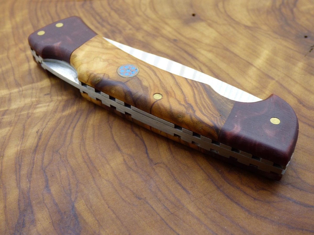 Wunderschönes Messer aus Olivenholz + Epoxidharz Handarbeit Outdoor Utensil Geschenk Mann Bruder Sohn Vater Sammler besonders hochwertig - Art of Nature Berlin