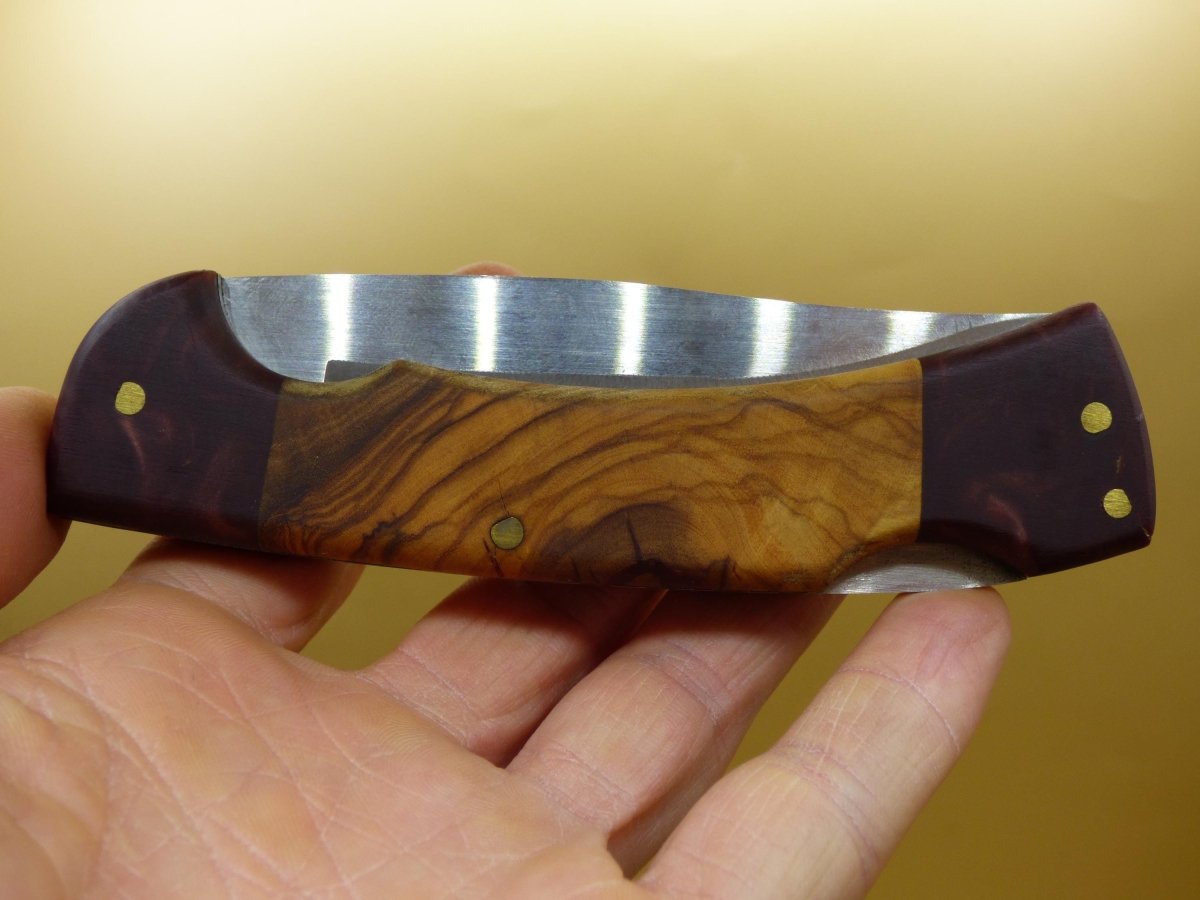 Wunderschönes Messer aus Olivenholz + Epoxidharz Handarbeit Outdoor Utensil Geschenk Mann Bruder Sohn Vater Sammler besonders hochwertig - Art of Nature Berlin