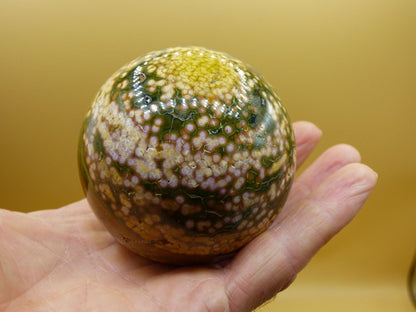 XL 8 Adern Ocean Jaspis Orbicular gelb - Edelstein Kugel Natur Heilstein Deko Kristall Geschenk Er Sie Mann Frau Haus Wohnung Energie Selten - Art of Nature Berlin