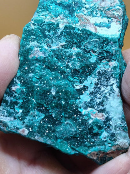 XL Dioptas Kristallstufe AAA aus dem Kongo 607ct/121g– Intensives Smaragdgrün – Großes Sammlerstück Mineral Kristalle Geschenk Unikat Selten - Art of Nature Berlin