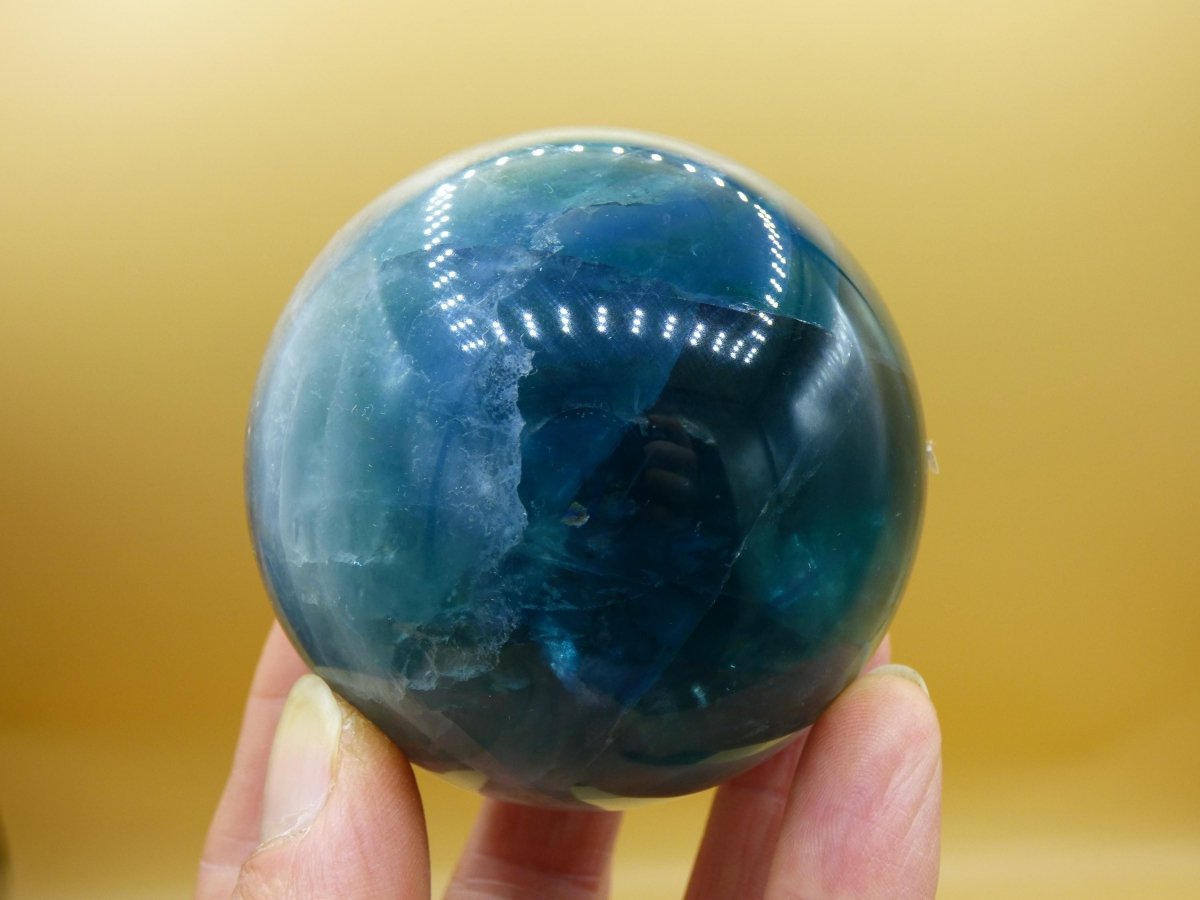 XL Fluorit blau *Rarität* - Edelstein Kugel Deko Sphere Kristall Heilstein Spielkugel Meditation Geschenk Er Sie Mann Frau Freundin - Art of Nature Berlin