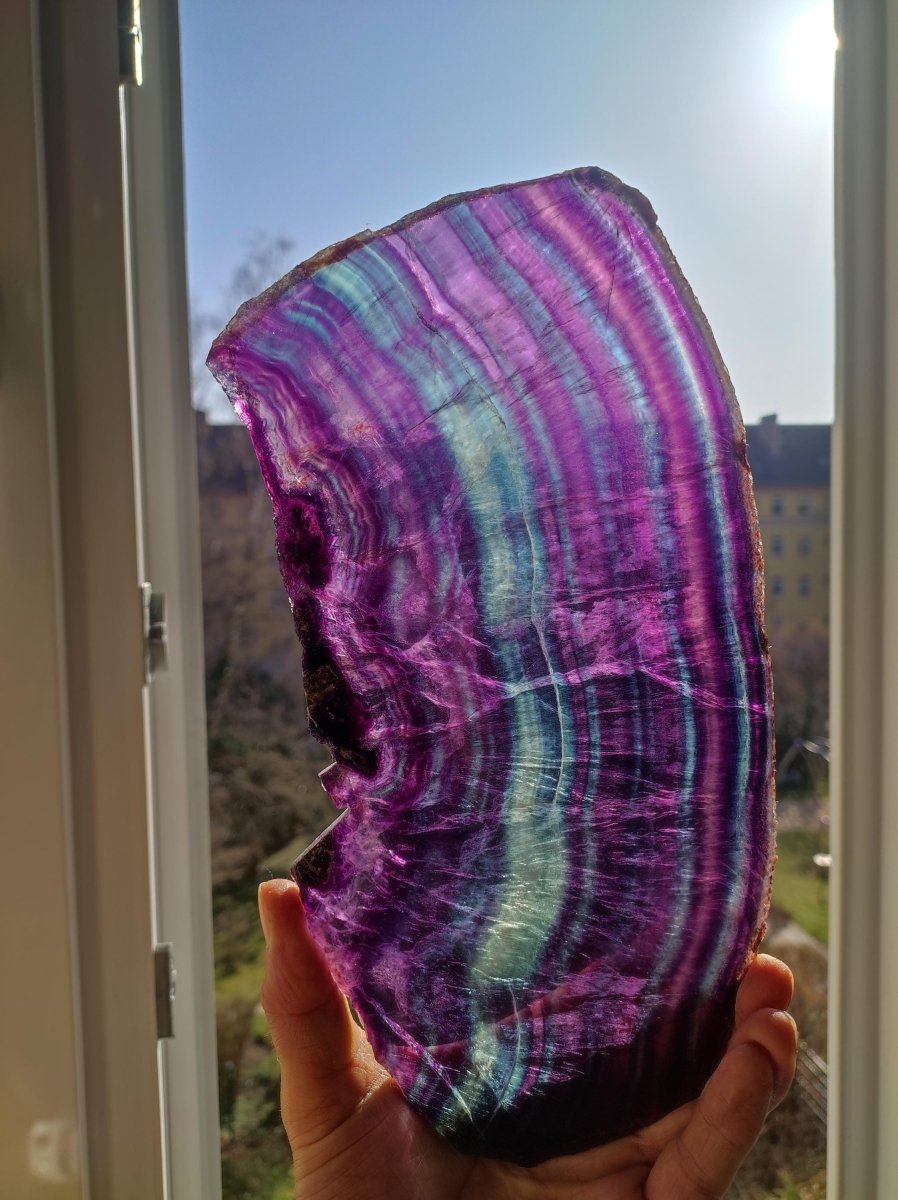 XL Fluorit Regenbogen Edelstein Scheibe Deko Kristall Fensterbank Haus Deko Sonne Wohnen Energie Heilstein Geschenk Sie Bunt Natur Rarität - Art of Nature Berlin