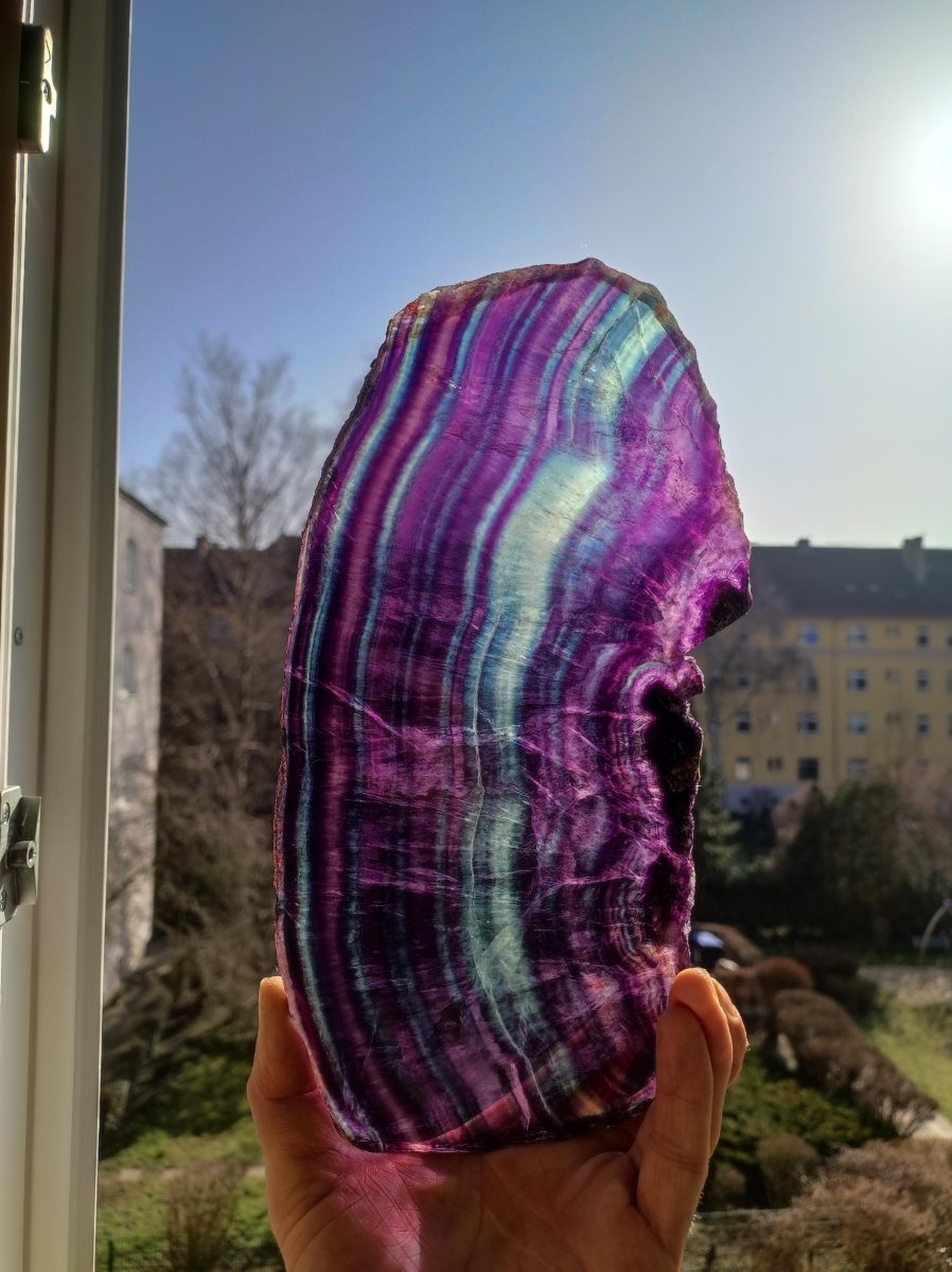 XL Fluorit Regenbogen Edelstein Scheibe Deko Kristall Fensterbank Haus Deko Sonne Wohnen Energie Heilstein Geschenk Sie Bunt Natur Rarität - Art of Nature Berlin