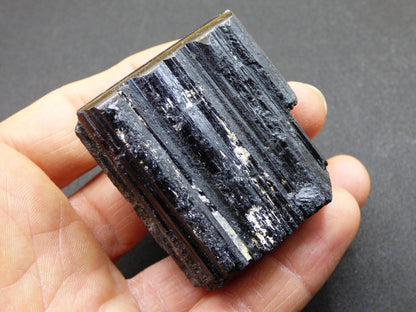 XL schwarzer Turmalin (Schörl) - Roh Anschliff - Deko Stufe groß Energie Heilung Strahlen Schutz Stein Heilstein Geschenk Haus Wohnung - Art of Nature Berlin