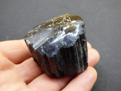 XL schwarzer Turmalin (Schörl) - Roh Anschliff - Deko Stufe groß Energie Heilung Strahlen Schutz Stein Heilstein Geschenk Haus Wohnung - Art of Nature Berlin