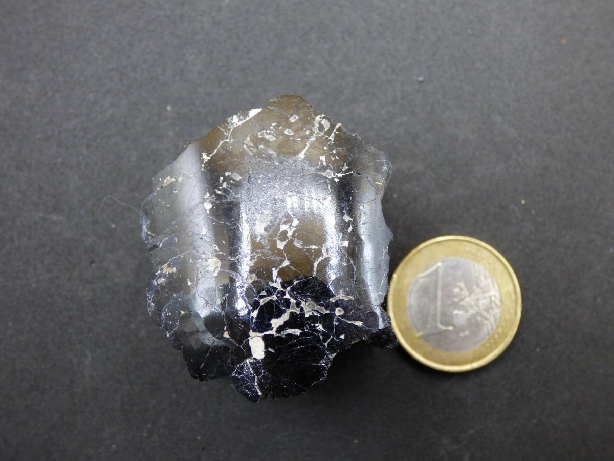 XL schwarzer Turmalin (Schörl) - Roh Anschliff - Deko Stufe groß Energie Heilung Strahlen Schutz Stein Heilstein Geschenk Haus Wohnung - Art of Nature Berlin